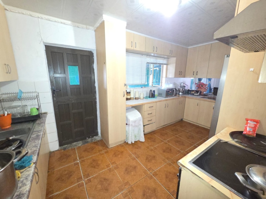 3 Bedroom Property for Sale in Lourierpark Free State